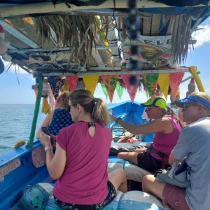 Mangrove exploration in Roatan East End Tour