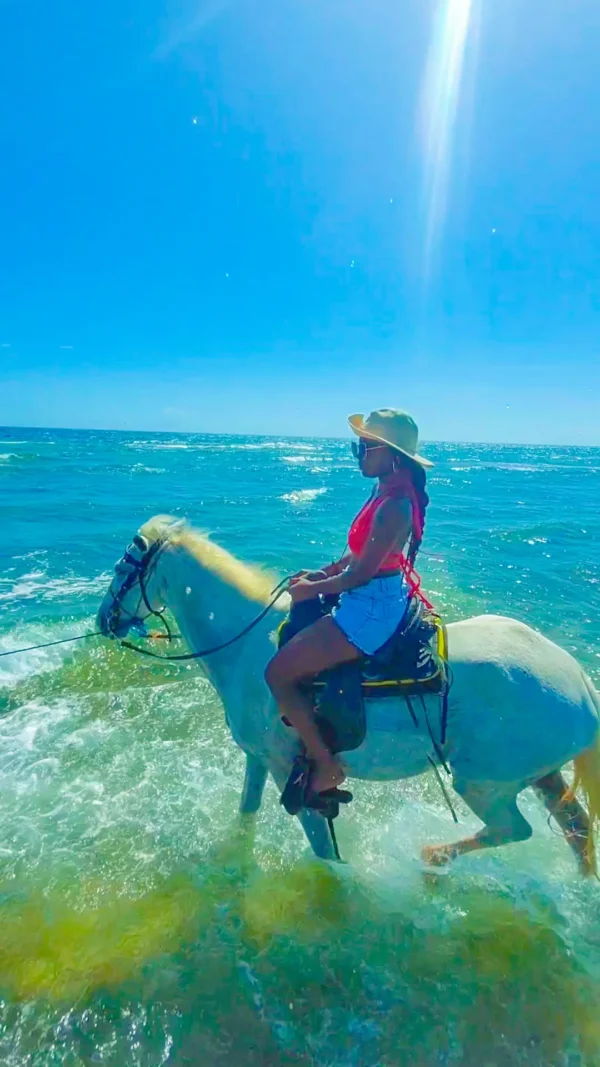 Horseback Riding Adventure in Roatan