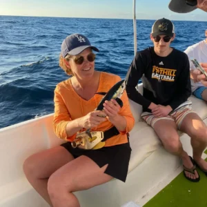 Deep Sea Fishing Adventure in Roatan - Excitement & Relaxation