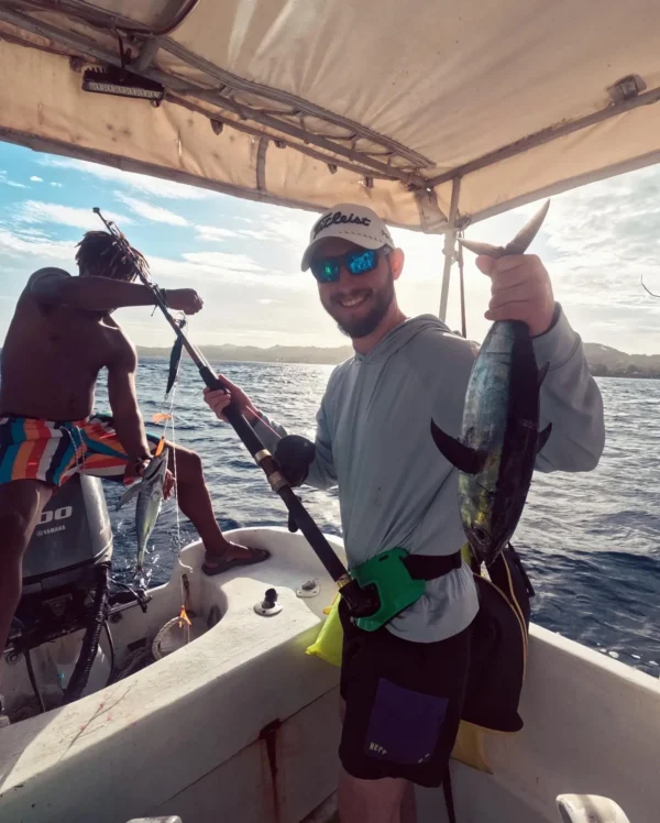 Deep Sea Fishing Adventure in Roatan - Excitement & Relaxation