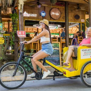 Bike Tour in West End: Explore Roatan