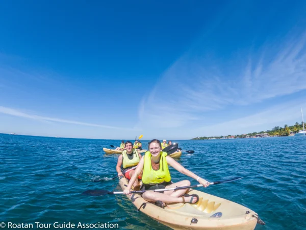 Kayak and Snorkeling at Blue Channel: Aquatic Adventure in Roatan
